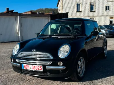 Gebraucht Mini ONE 90 PS (66 kW) 2004 Schwarz Kleinwagen