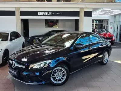 Gebraucht Mercedes CLA180 109 PS (80 kW) 2018 Blau Coupé