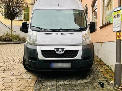 Gebraucht Peugeot Boxer 135 PS (99 kW) 2012 Grau Van
