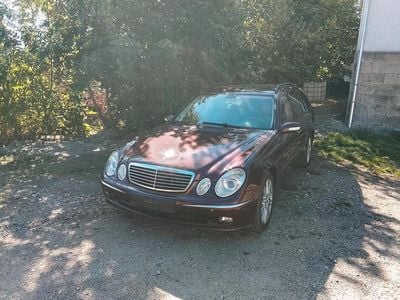 Mercedes E280