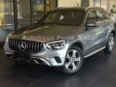 Gebraucht Mercedes GLC220 Exclusive 194 PS (142 kW) 2020 Grau SUV