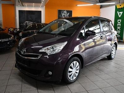 Gebraucht Toyota Verso-S Club 90 PS (66 kW) 2015 Violett Van / Kleinbus