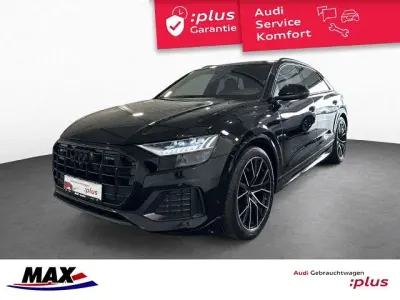 Używany Audi Q8 Ambiente 286 KM (210 kW) 2023 Czarny SUV