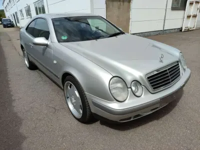 Gebraucht Mercedes CLK200 Elegance 136 PS (100 kW) 1999 Silber Coupé