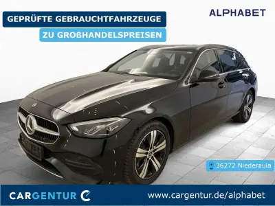 Gebraucht Mercedes C200 Avantgarde 163 PS (119 kW) 2023 Schwarz Limousine
