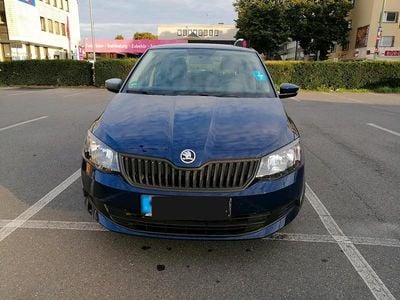Second-hand Skoda Fabia 60 CP (44 kW) 2018 Albastru Hatchback