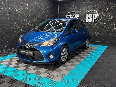 Gebraucht Toyota Yaris Comfort 99 PS (72 kW) 2015 Blau Kleinwagen
