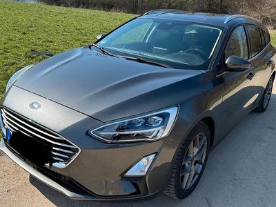 Gebraucht Ford Focus 125 PS (91 kW) 2019 Grau Kombi