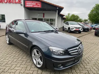 Gebraucht Mercedes CLC200 Sport 184 PS (135 kW) 2009 Blau Kleinwagen