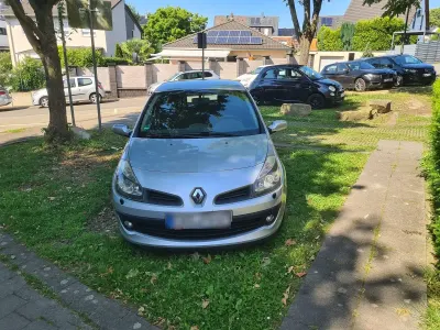 Gebraucht Renault Clio III 2007 Silber Kleinwagen