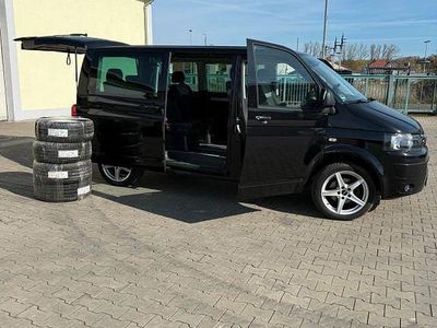 Usata VW T5 143 CV (105 kW) 2011 Nero Furgone