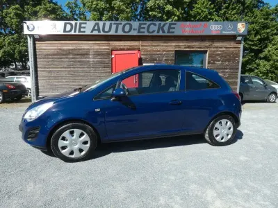 Usata Opel Corsa Edition 86 CV (63 kW) 2013 Blu Utilitaria