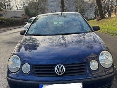 Blau Gebraucht 2002 VW Polo Comfortline Limousine | 780 € (Guter Preis)