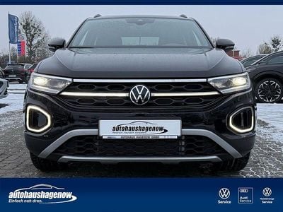 Neu VW T-Roc Style 150 PS (110 kW) 2026 Grün SUV