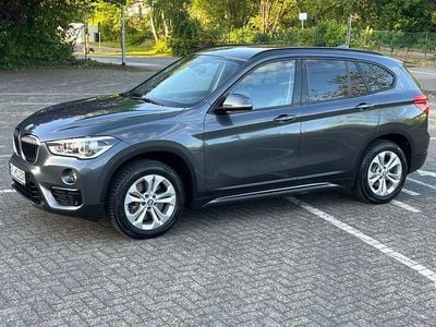 Grau Gebraucht 2017 BMW X1 Sport Line SUV | 21.400 € (Guter Preis)