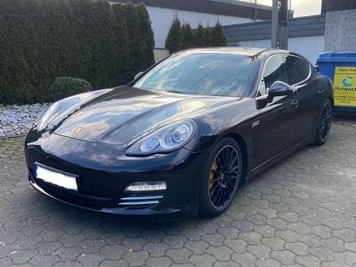 Porsche Panamera 4S