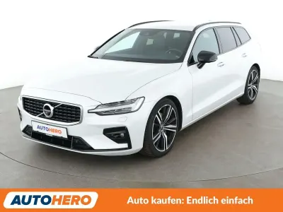 Gebraucht Volvo V60 R-Design 190 PS (139 kW) 2020 Crystal white Kombi