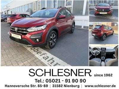 Begagnad Dacia Sandero Comfort 91 HK (66 kW) 2022 Röd SUV