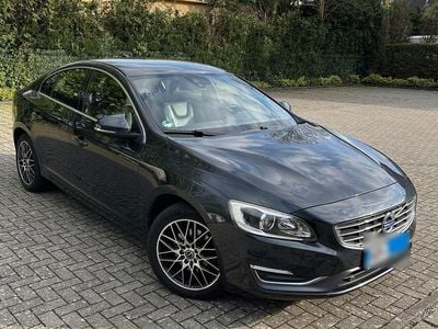 Gebraucht Volvo S60 Summum 181 PS (133 kW) 2014 Schwarz Limousine