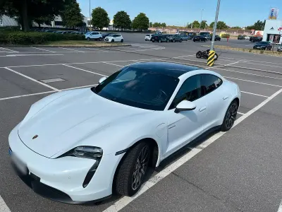 Gebraucht Porsche Taycan 4S 389 kW (530 PS) 2020 Weiß Limousine