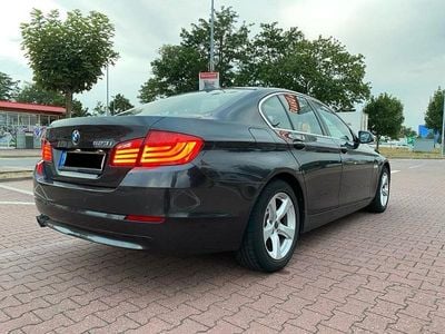 BMW 523