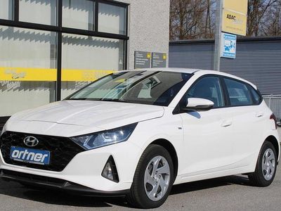 Gebraucht Hyundai i20 Select 101 PS (74 kW) 2022 Weiß Kleinwagen