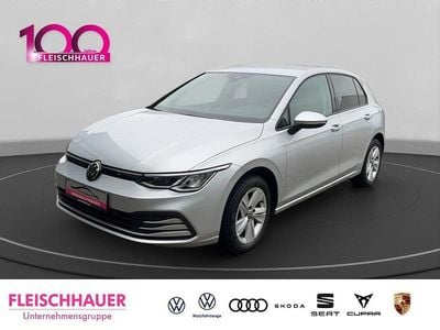 Gebraucht VW Golf VIII Life 131 PS (96 kW) 2020 Silber Limousine