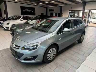 Second-hand Opel Astra Sport 165 CP (121 kW) 2012 Negru Break