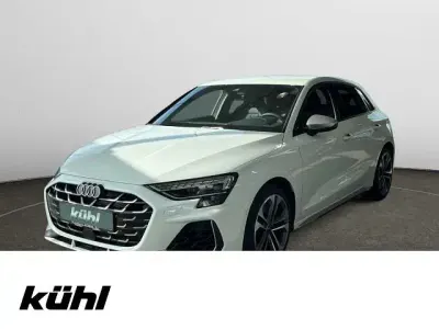 Gebraucht Audi S3 Sport 333 PS (244 kW) 2024 Arkonaweiß Limousine