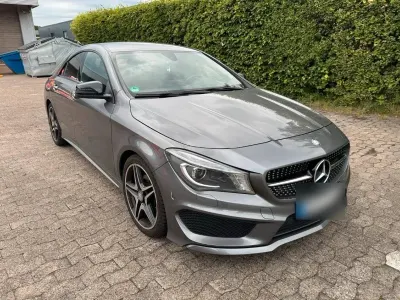 Gebraucht Mercedes CLA200 156 PS (114 kW) 2014 Grau Limousine