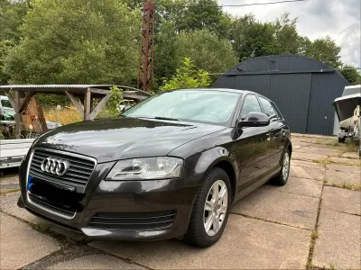 Gebraucht Audi A3 Comfort 101 PS (74 kW) 2009 Grau Kleinwagen