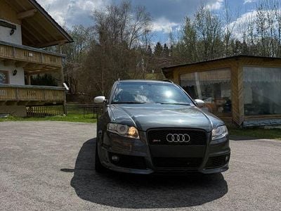 Second-hand Audi RS4 Sport 420 CP (308 kW) 2007 Gri Break