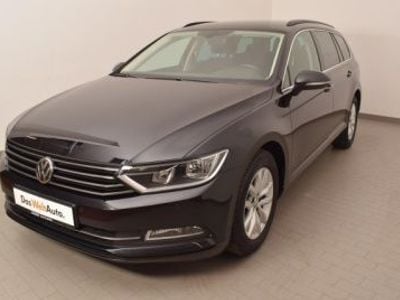 Gebraucht VW Passat Comfortline 150 PS (110 kW) 2015 Schwarz metallic Kombi