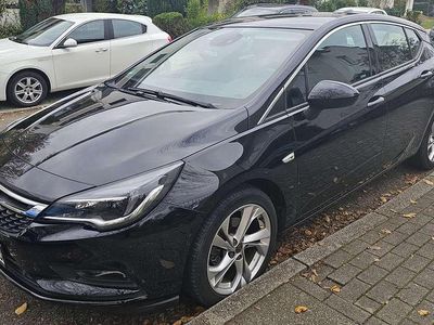 Gebraucht Opel Astra Innovation 105 PS (77 kW) 2017 Schwarz Limousine
