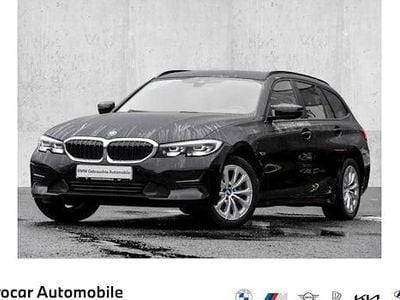 Gebraucht BMW 320e Advantage 204 PS (150 kW) 2022 Schwarz Kombi