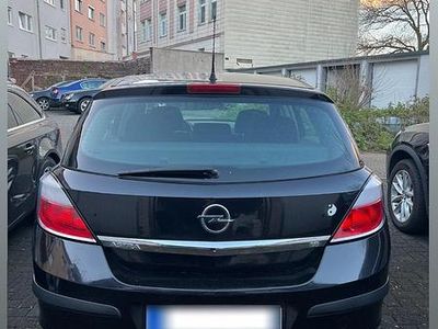 Usata Opel Astra 120 CV (88 kW) 2005 Nero Utilitaria