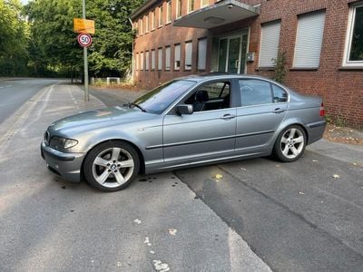 BMW 325