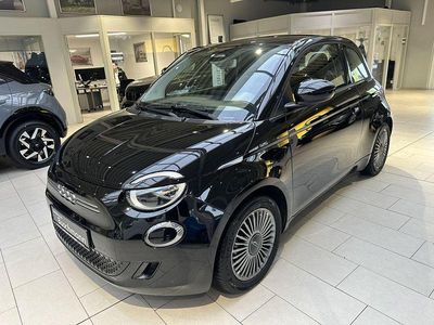 Gebraucht Fiat 500e Icon 86 kW (118 PS) 2022 Schwarz Kleinwagen