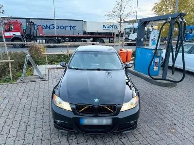Używany BMW 320 Shadowline 177 KM (130 kW) 2009 Czarny Sedan/Limuzyna