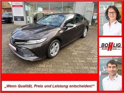 Gebraucht Toyota Camry Executive 178 PS (130 kW) 2019 Graphitbraunmetallic Limousine