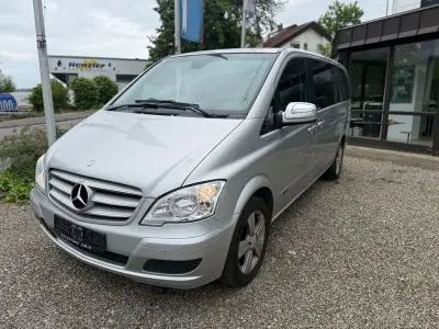 Używany Mercedes Viano 163 KM (119 kW) 2011 Srebrny Minivan