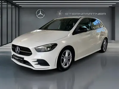 Gebraucht Mercedes B200 AMG 163 PS (119 kW) 2019 Weiß Kleinwagen