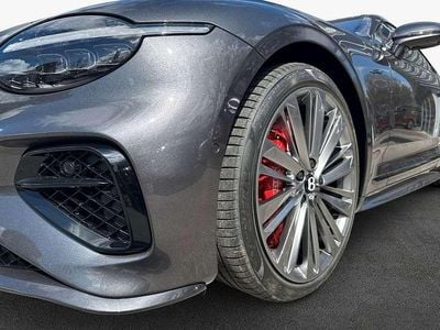 Nuova Bentley Continental 600 CV (441 kW) 2026 Grigio Coupé