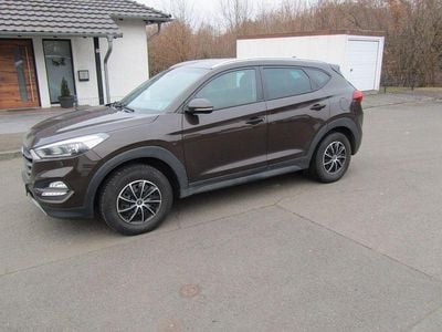 Gebraucht Hyundai Tucson Trend 132 PS (97 kW) 2017 Braun SUV
