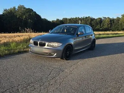 Gebraucht BMW 118 Performance 143 PS (105 kW) 2011 Grau Kleinwagen