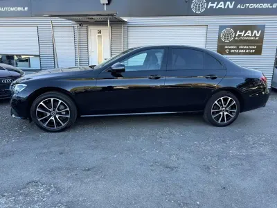 Second-hand Mercedes E200 Avantgarde 160 CP (117 kW) 2023 Negru Berlinǎ