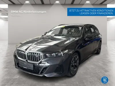 Gebraucht BMW i5 M Sport 289 kW (394 PS) 2025 Grau Kombi