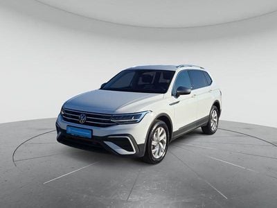 Pure white Gebraucht 2023 VW Tiguan Allspace Life SUV | 29.880 € (Fairer Preis)