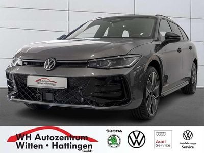 Nuova VW Passat R-line 272 CV (200 kW) 2026 Grigio Station wagon