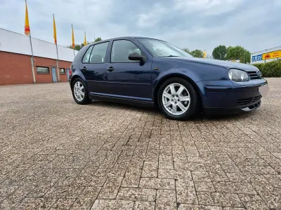 Gebraucht VW Golf IV Style 101 PS (74 kW) 2002 Blau Limousine